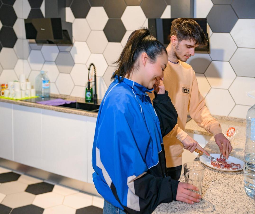 Vad Hostel Alicante - Youth Hostel Age Limit 18-49 Luaran gambar