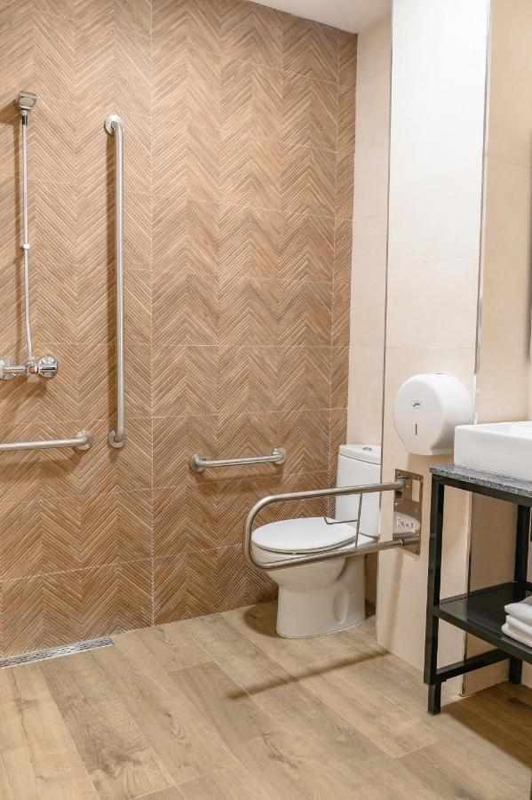 Vad Hostel Alicante - Youth Hostel Age Limit 18-49 Luaran gambar
